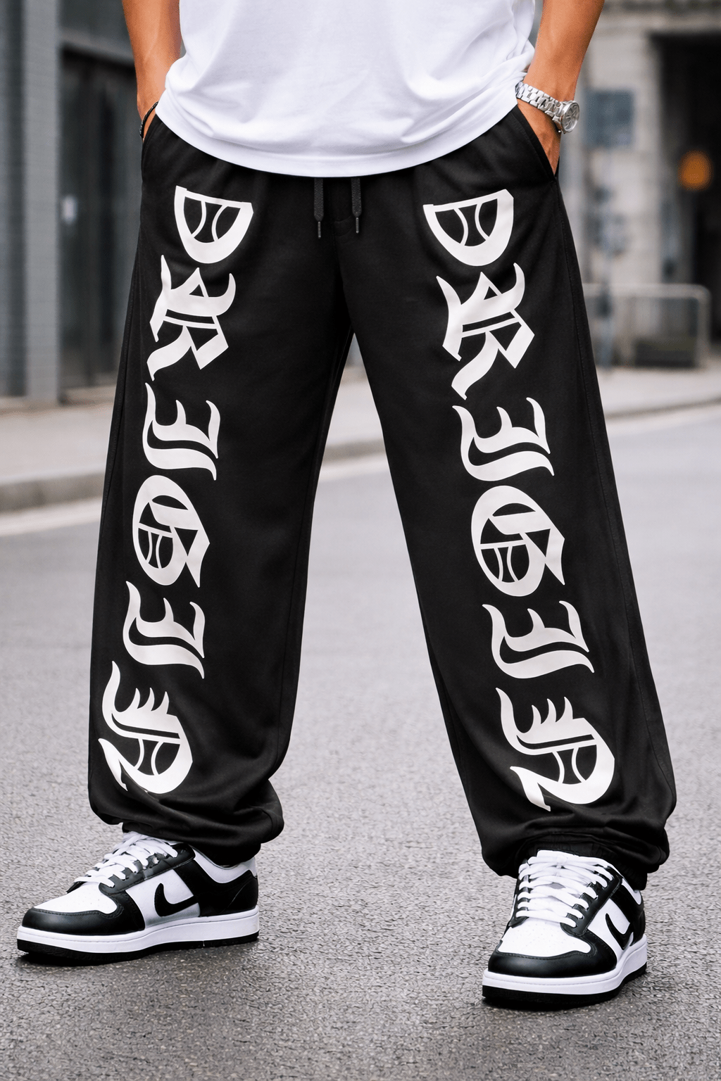 Oversized Black Jogger - XOVRA.IN