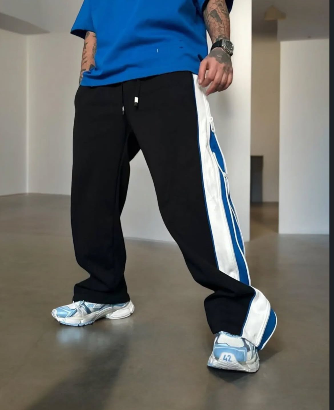 XOVRA Blue Baggy Joggers – Back View with Dual Zippers