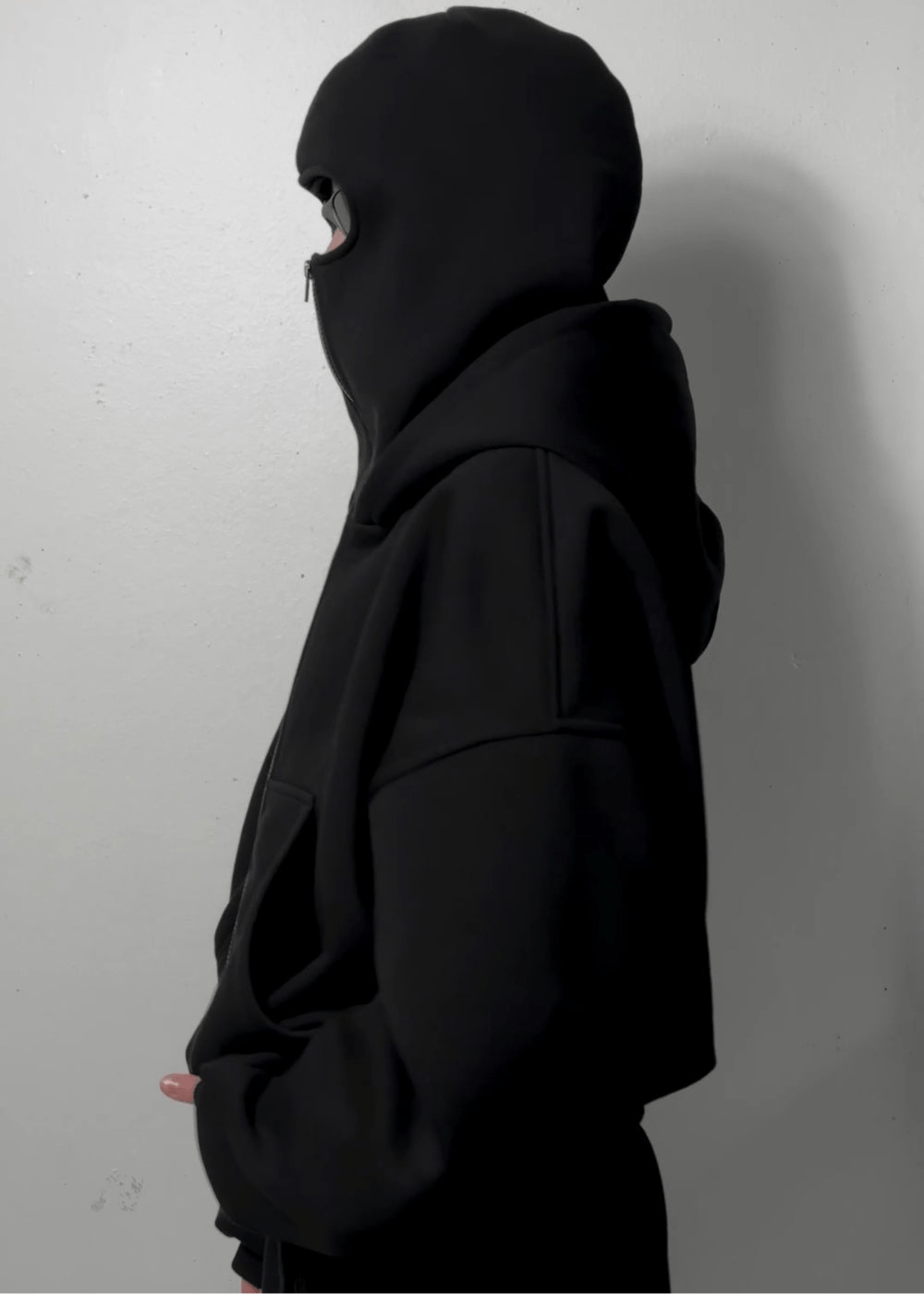 XOVRA Oversized Balaclava Hoodie – techwear streetwear hoodie black